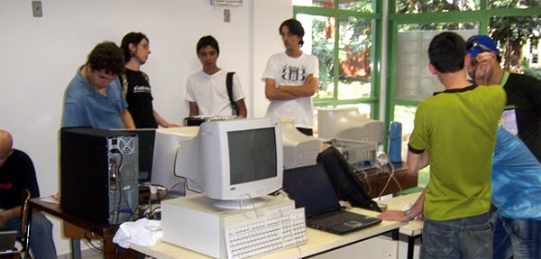 Flisol Maringá 2011