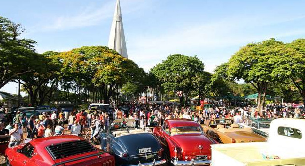 EXPOSIÇÃO: 5º Encontro Regional de Carros Antigos de Maringá