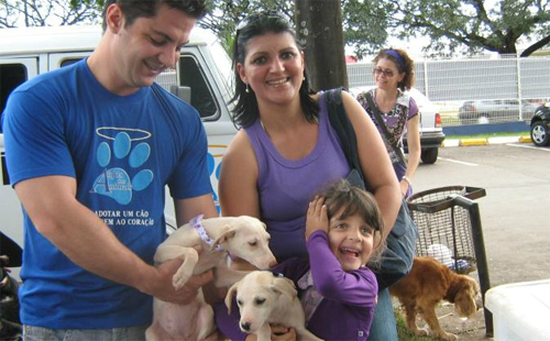 FEIRA: Adoção de Animais