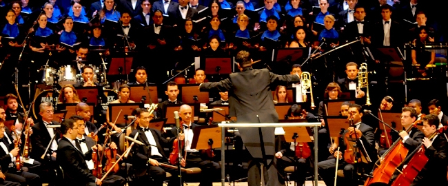 MÚSICA: Concerto Gala Lírica com Orquesta Filarmônica Cesumar