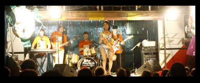 CARNAVAL: Projeto Samba na Praça