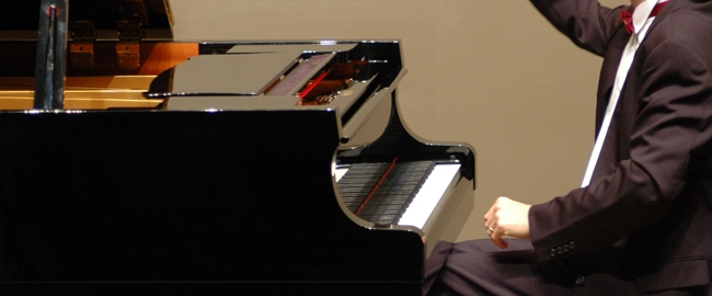 Música: Tenor Clóvis Moura e pianista Ticiano Biancolino