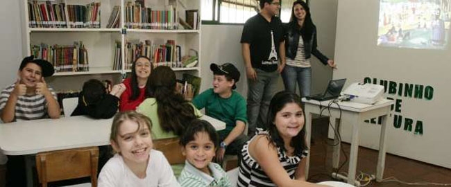 CLUBINHO DA LEITURA: ''O monstro que adorava ler''.