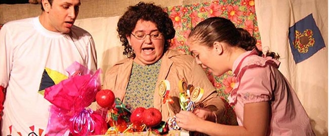 CONVITE AO TEATRO: “João e Maria Assim Assado”.