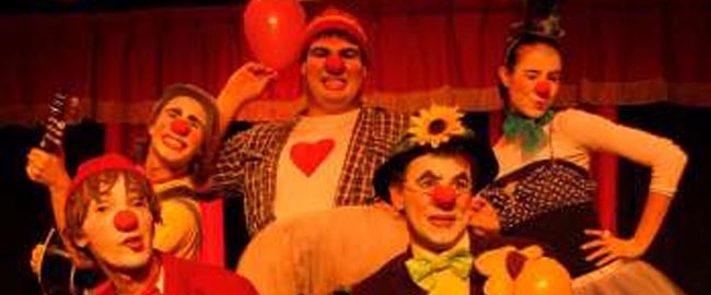CONVITE AO TEATRO: “Orquestras de Bexigas”