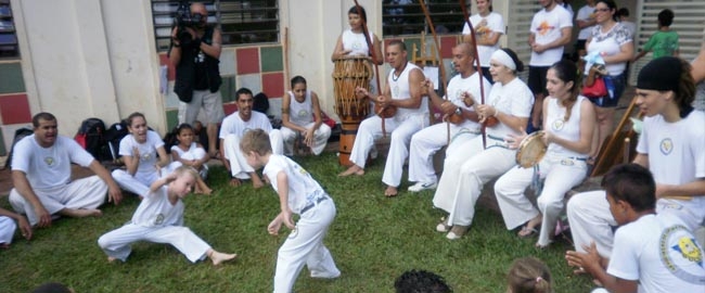 CONVITE À DANÇA: “Da Cor do Brasil”.