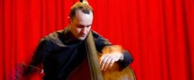 CONVITE À MÚSICA: Recital de Contrabaixo Acústico e Piano
