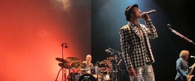 VIRADA CULTURAL: Show Zeca Baleiro