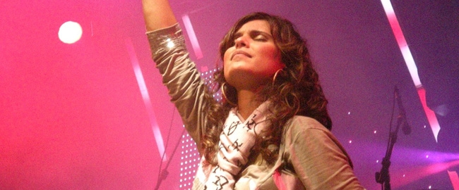 SHOW:  Aline Barros