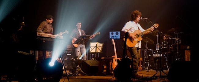 CONVITE À MÚSICA: ''Baladas e Blues'' - Stone Ferrari