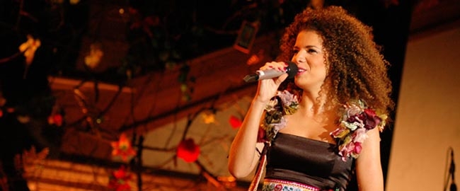 SHOW: Vanessa da Mata