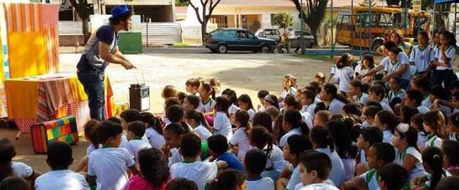 LITERATURA: Encontro com o escritor Danilo Furlan