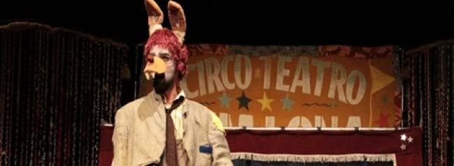 TEATRO NA PRAÇA: “As Aventuras do Lobo Mau”