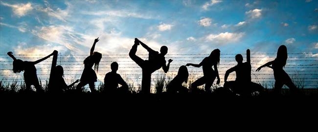 CONVITE À DANÇA:  "Metade" - Companhia Varanda de Paranavaí