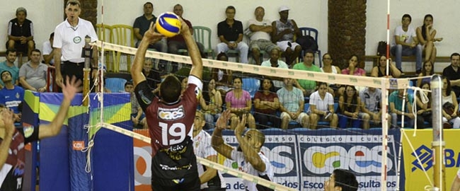 ESPORTE: Superliga - Copel Telecom/Maringá Vôlei X Montes Claros Vôlei