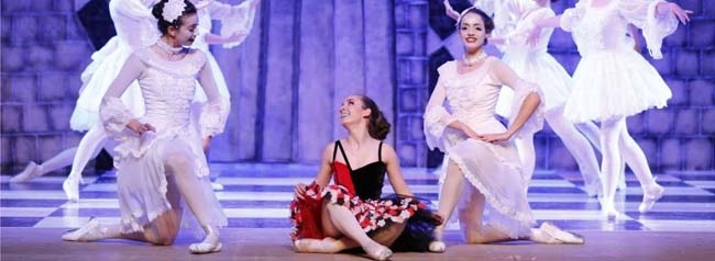 CONVITE À DANÇA:  “A Fantástica Fábrica de Natal” - Ballet Nara Dutra