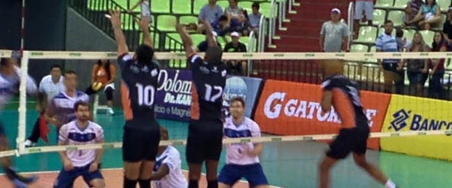 ESPORTE: Superliga - Copel Telecom/Maringá Vôlei X FUNVIC/ Taubaté
