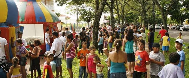 ESPORTE E LAZER: Verão nos Bairros