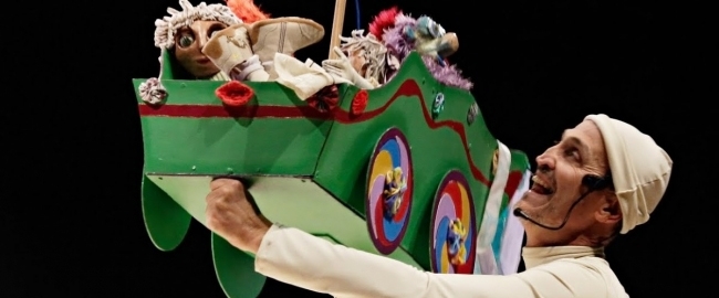 FESTEBOM: Festival de Teatro de Bonecos de Maringá