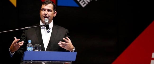 PALESTRA: Chute o Balde, seja feliz – Como larguei um emprego de 350 mil dólares para empreender - Allan Costa
