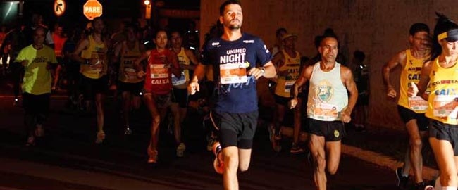 ESPORTE: Paraná Running - Etapa Contra o Câncer