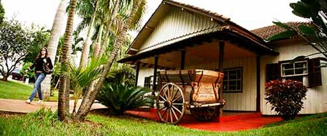 UEM: Reabertura Museu da Bacia do Paraná (MBP)