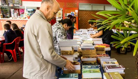 UEM: Semana do Livro e a Feira de Livros da Editora da Eduem