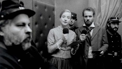 CONVITE AO CINEMA: "A Comuna - Paris, 1871"