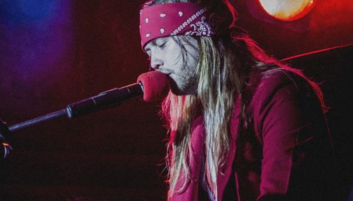 SHOW: Guns N’ Roses Cover Brazil