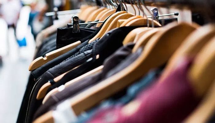 SOLIDARIEDADE: Bazar Centro de Valorização da Vida (CVV)