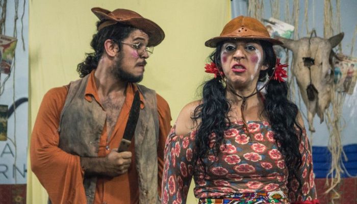 CONVITE AO TEATRO: "Andarilhos de Corcel"