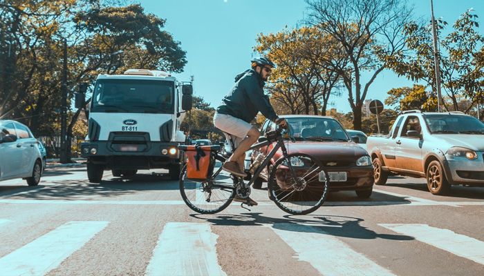 DOCUMENTÁRIO: "Vou de Bike"