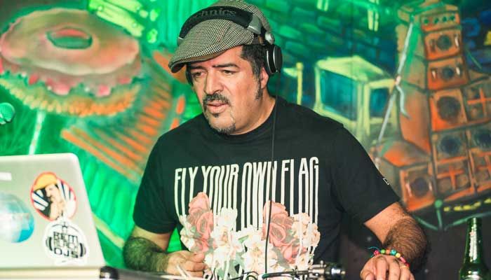 FESTA: MasQNada com DJ Hum