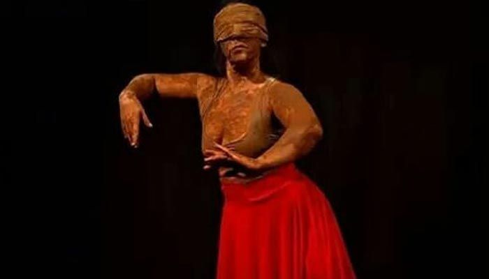 CONVITE À DANÇA: Parasitas