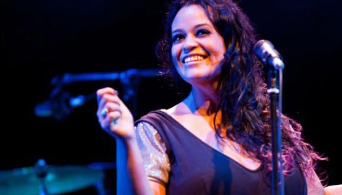 SHOW: "Tulipa Ruiz"