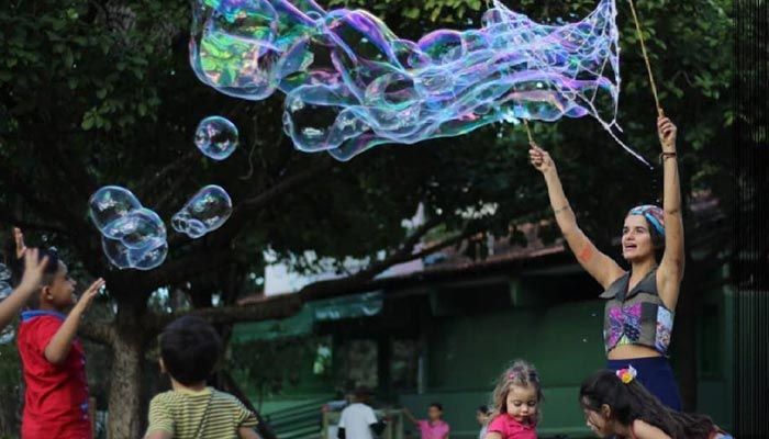 LAZER: Festival de Bolhas Gigantes 