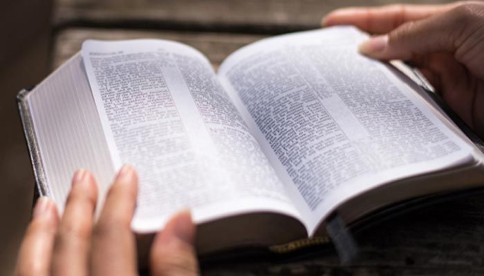 RELIGIÃO: 12 horas com Cristo 2020