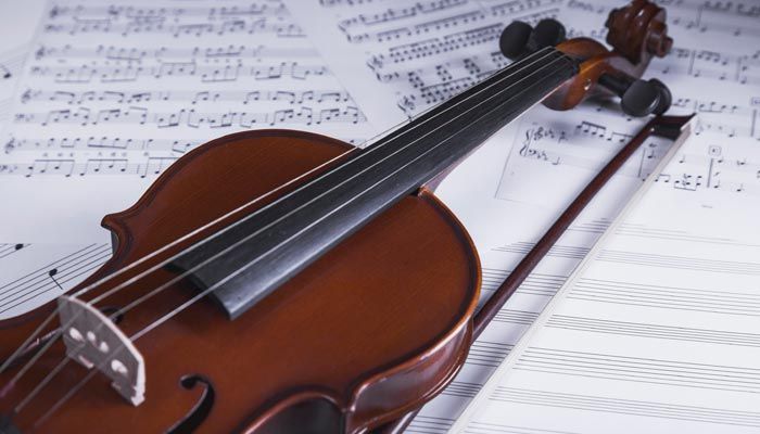 SUSPENSO: O Violino Através dos Séculos
