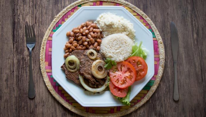 ALMOÇO VIRTUAL: Almoçando com a Família LEC