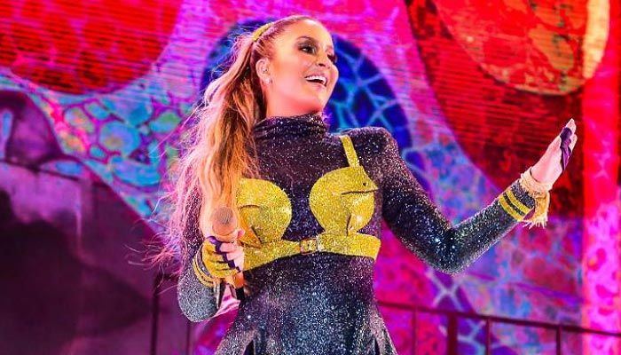 SHOW ONLINE: Claudia Leitte