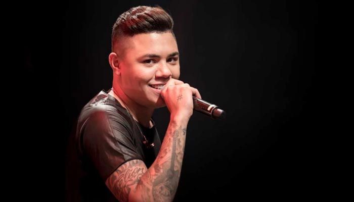 SHOW ONLINE: Felipe Araújo