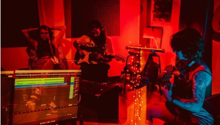 Audição do álbum “Urupê” em Maringá