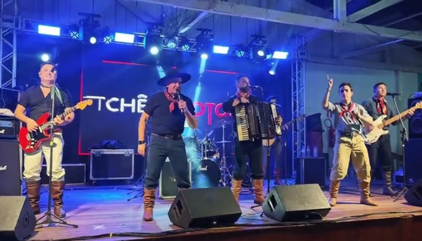 Baile da Longevidade com Tchê Garotos em Maringá
