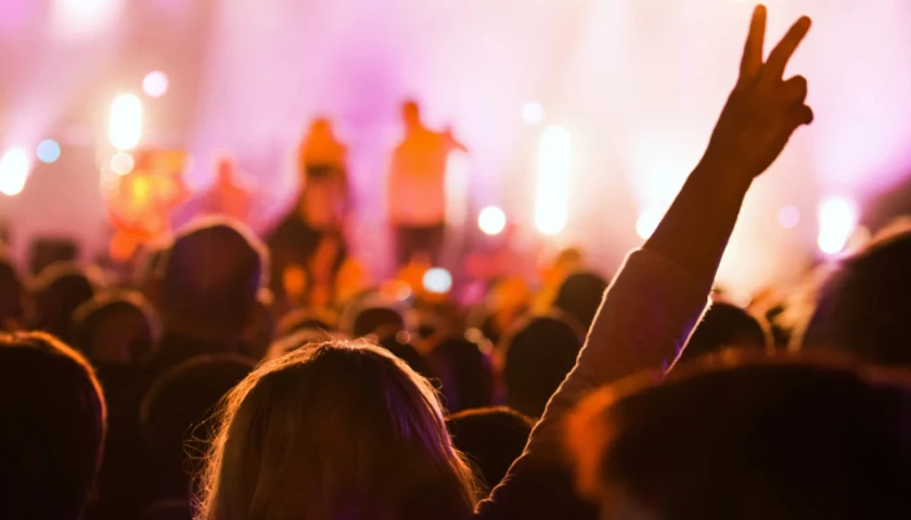 Baile da R.A. com MC Paiva em Maringá