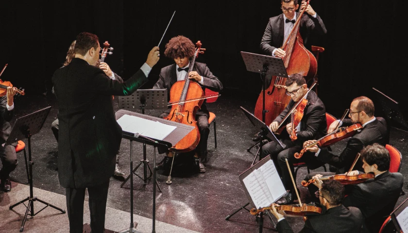 Camerata LuzAmor - Beatles In Concert