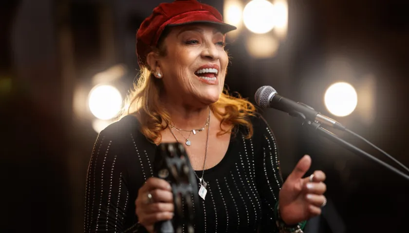 Carminha canta João Lopes e outros Rock em Maringá