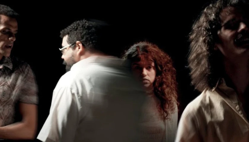 Cine 2 Coelhos: "A vida secreta de meus três homens”