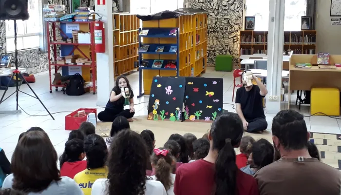 Contando Cultura: Brincar de Folclore