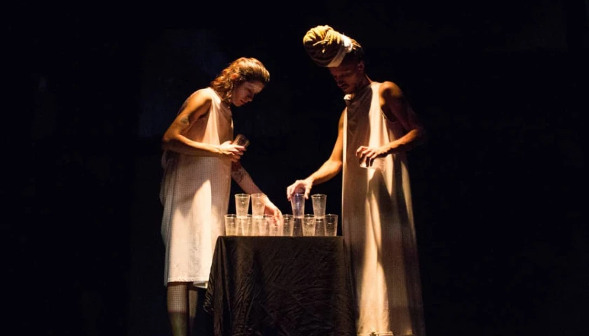 Convite ao Teatro: Na Pele