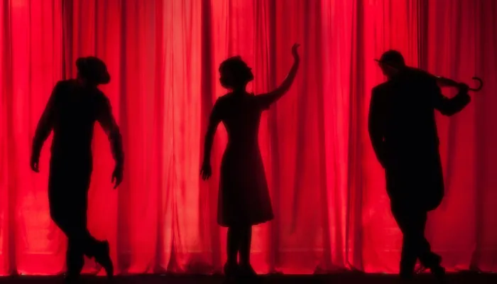 Convite ao Teatro: Qual é a graça de Laurinda?